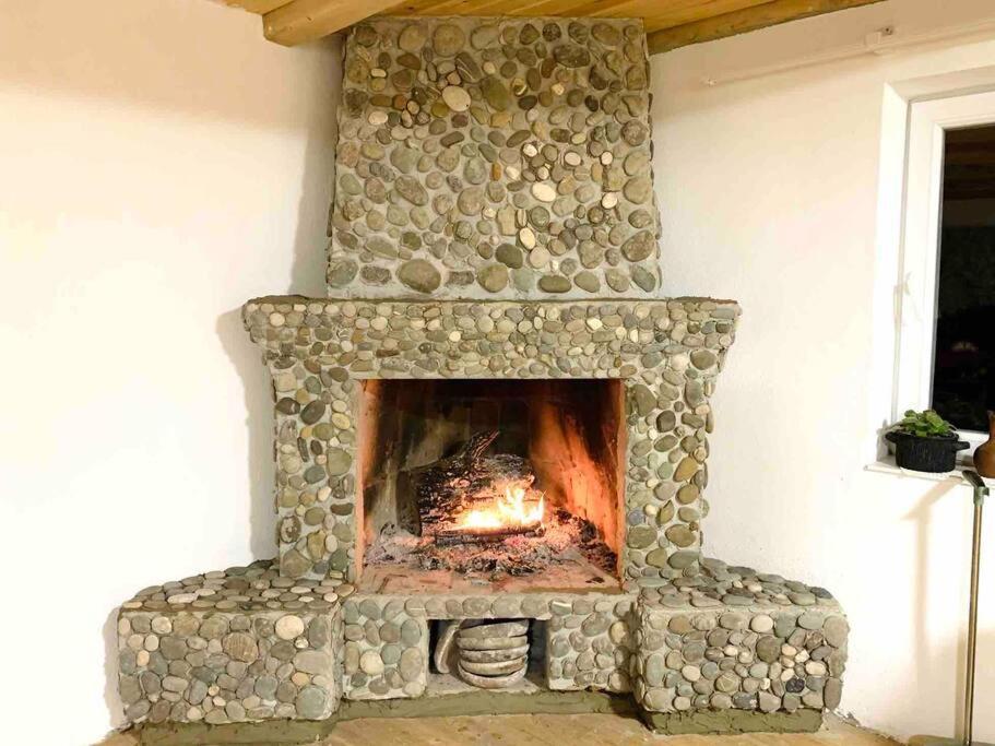 La-Marti, Idyllische Unterkunft Mit Kamin Bagdati ภายนอก รูปภาพ